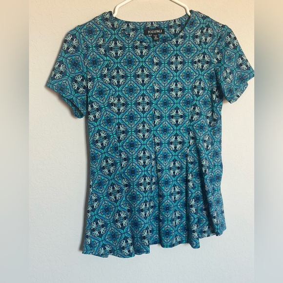 XS peplum pattern top - Picture 13 of 14